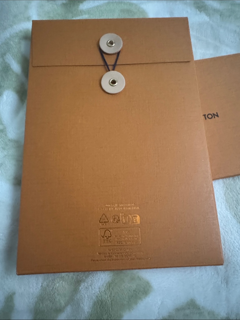 Louis Vuitton Monogram Ombre Pink Yellow Beige Notebook - Picture 8 of 8